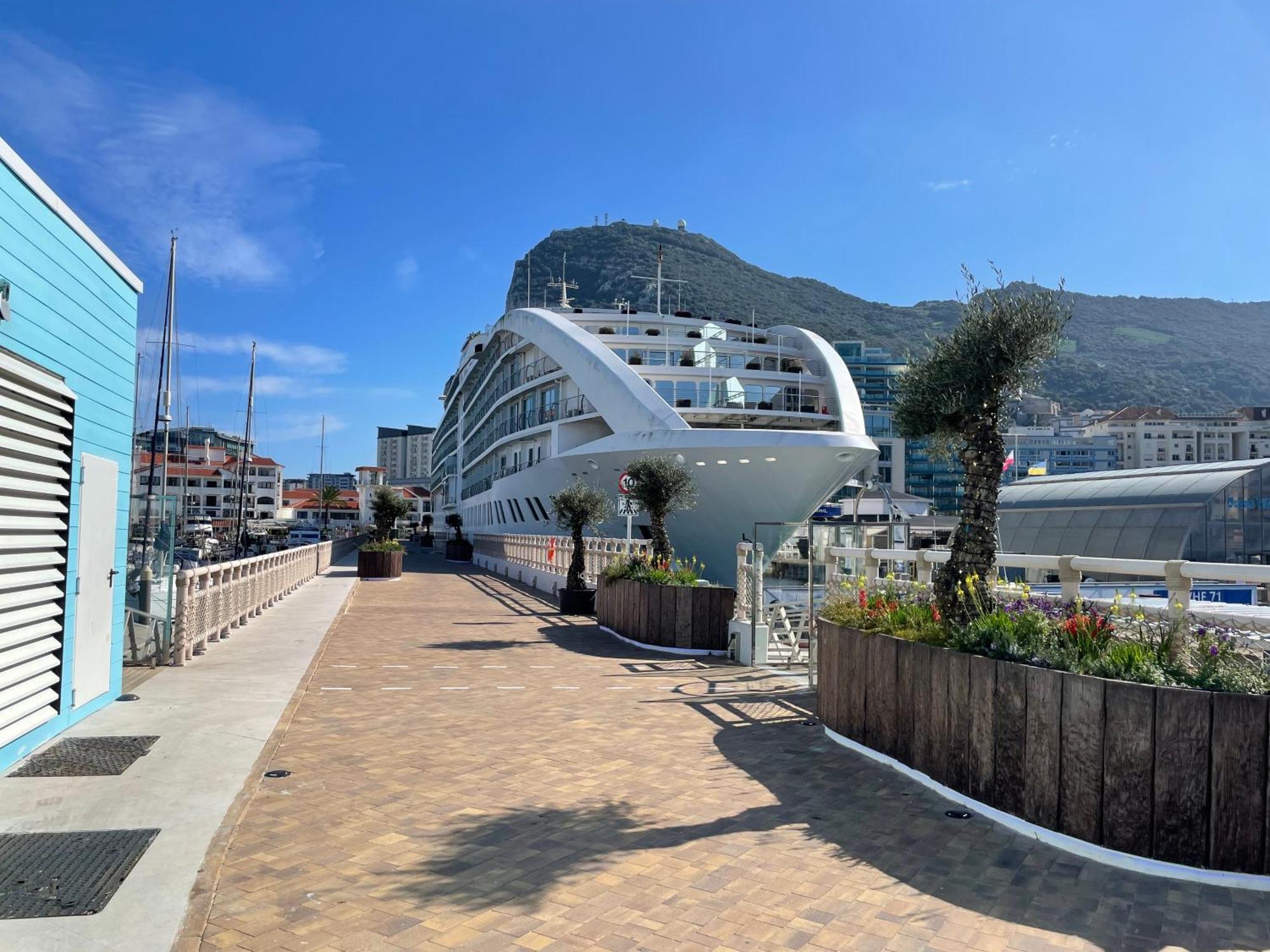 Deluxe Marina View Seafront Gibraltar Stay Bagian luar foto