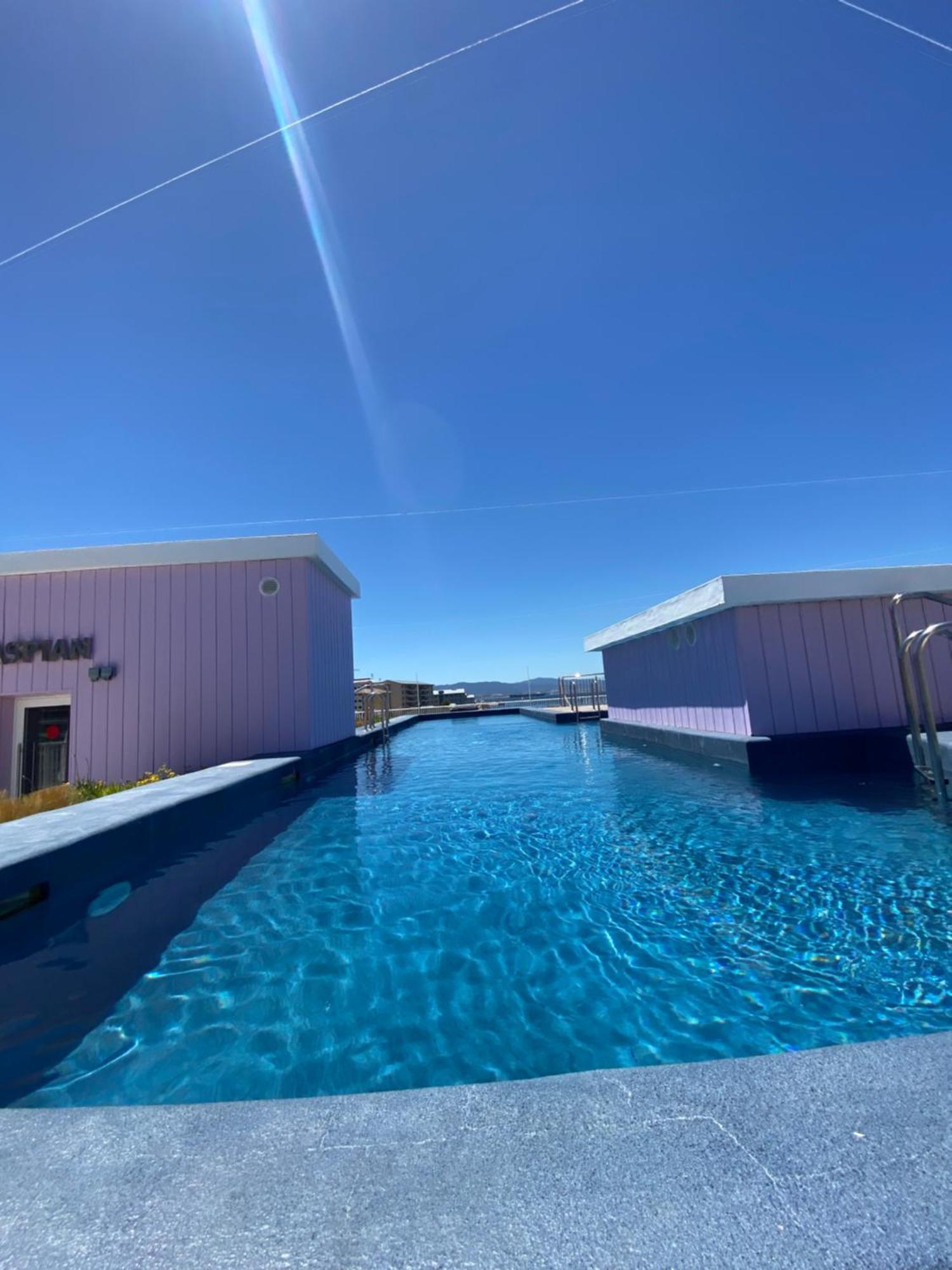 Deluxe Marina View Seafront Gibraltar Stay Bagian luar foto
